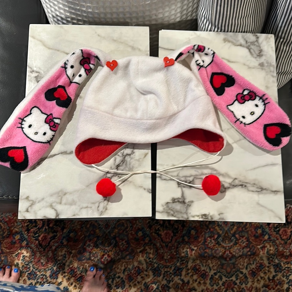HELLO KITTY WINTER TOBOGGAN HAT with fluffy ears ONE SIZE